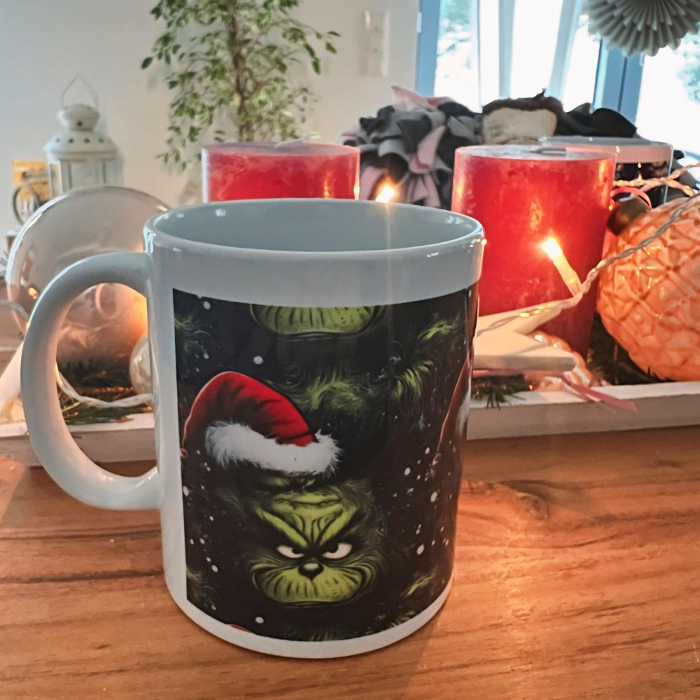 Graustufen-Stoffe Becher 2024 - The Grinch