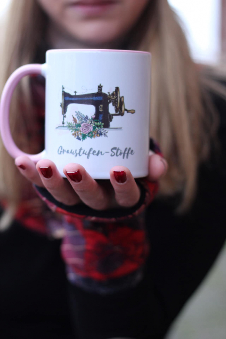 Graustufen-Stoffe Becher 2021