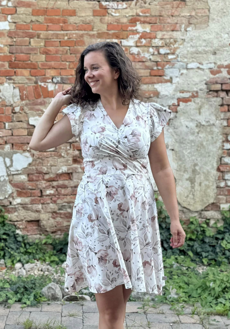 Papierschnittmuster: Kleid Felia Gr. 34 - 50, optional mit gratis Ebook - Kopie