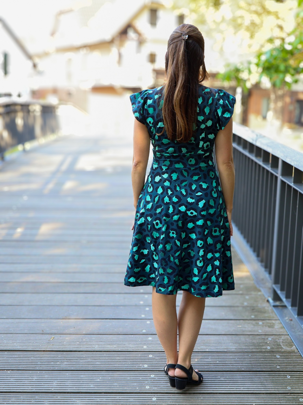 Papierschnittmuster: Kleid Felia Gr. 34 - 50, optional mit gratis Ebook - Kopie