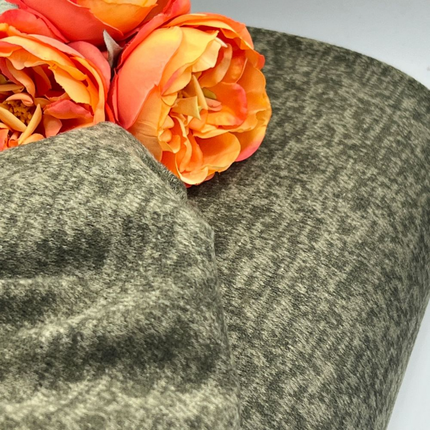 Strickjersey - knaki - meliert