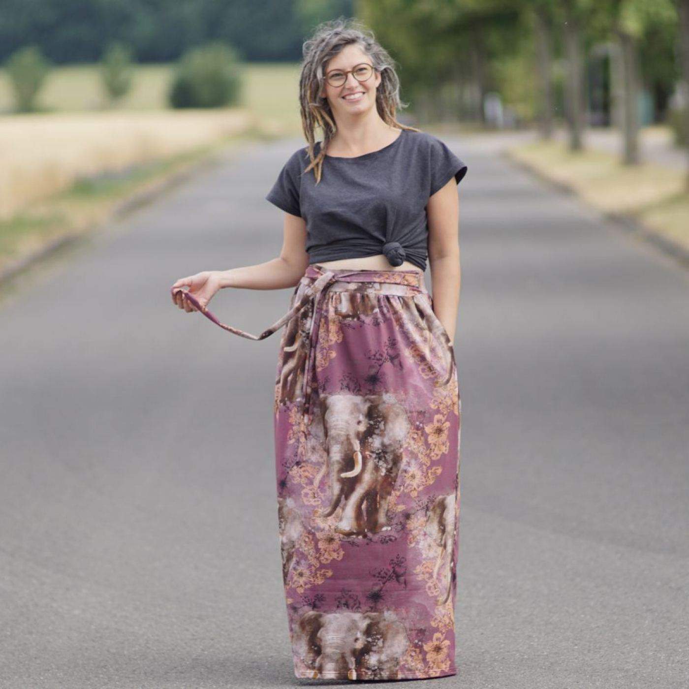 Charitystoff: "This time for Afrika" the power of Love - Eigenproduktion von Graustufen-Stoffe auf Baumwolljersey