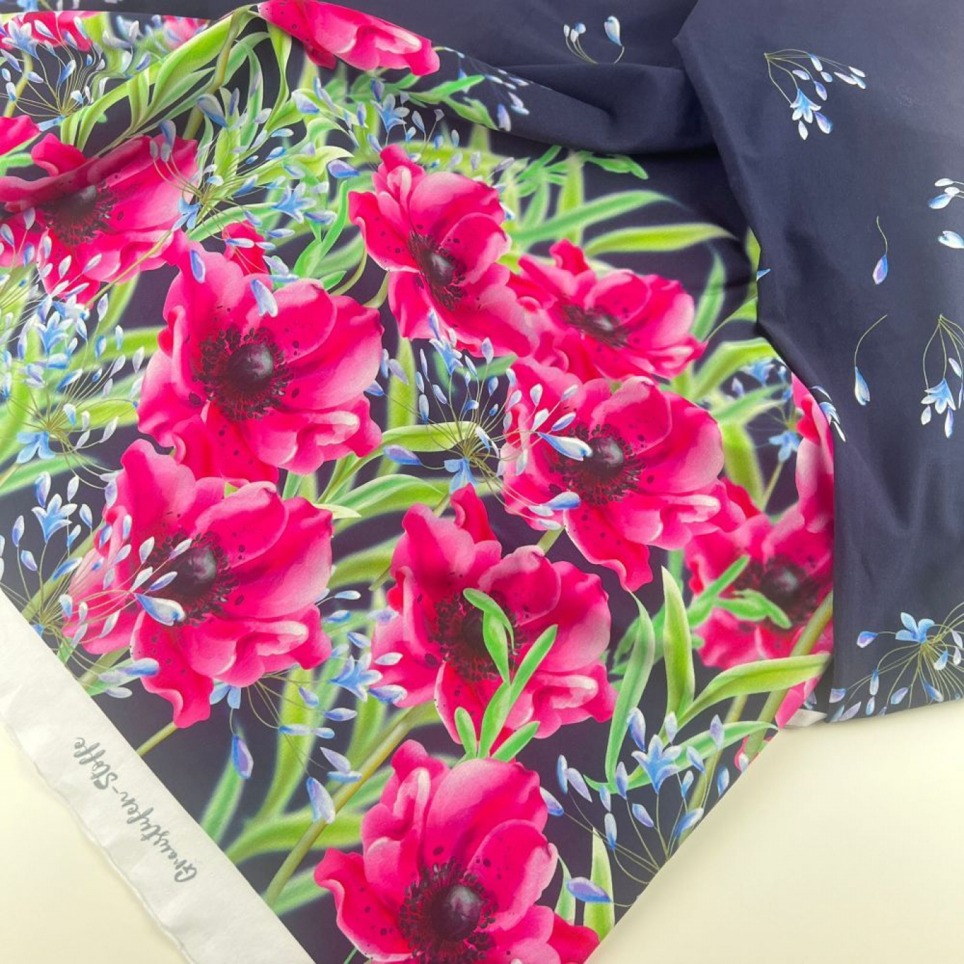 Bordüren Jersey Stoff in blau fuchsia