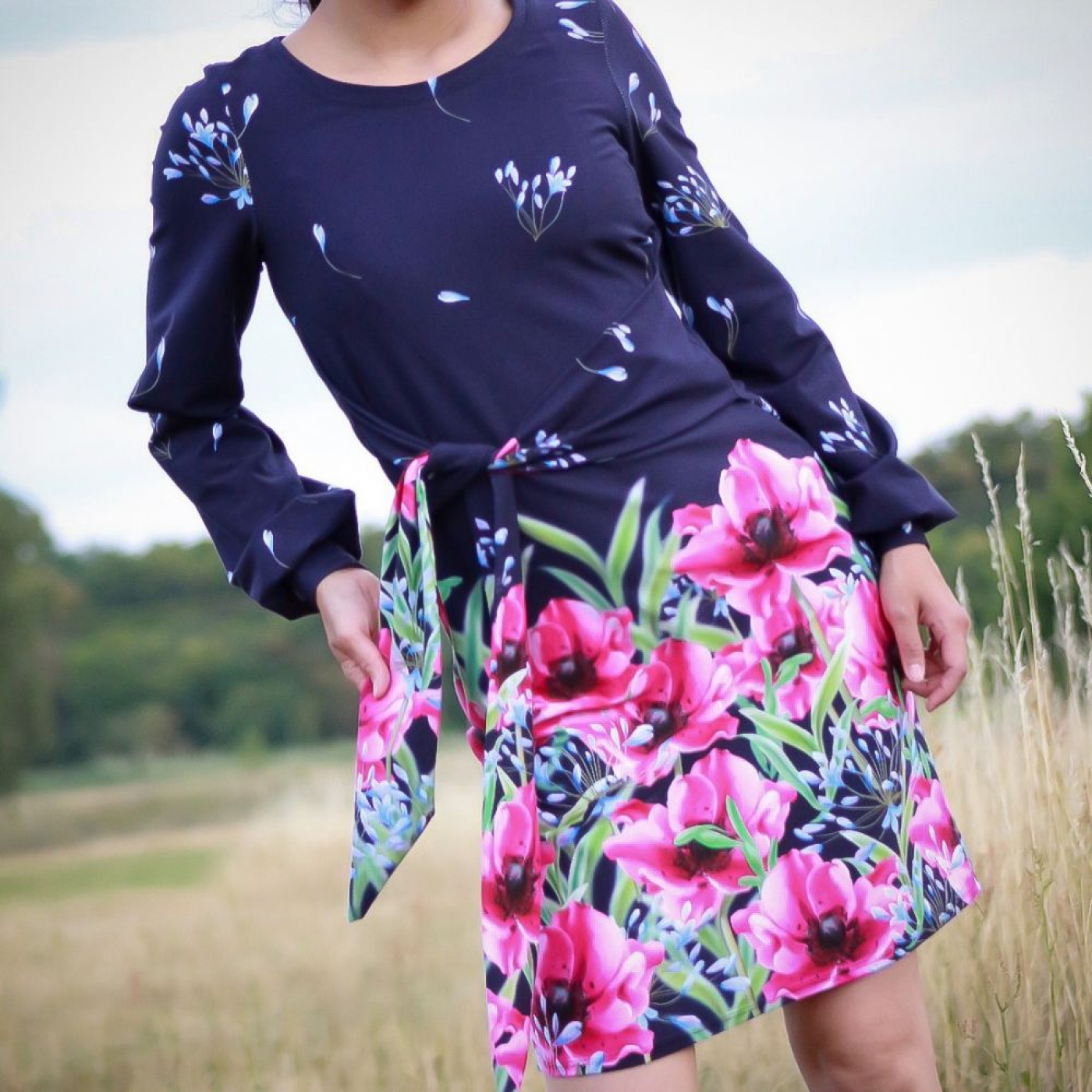 Bordüren Jersey Stoff in blau fuchsia