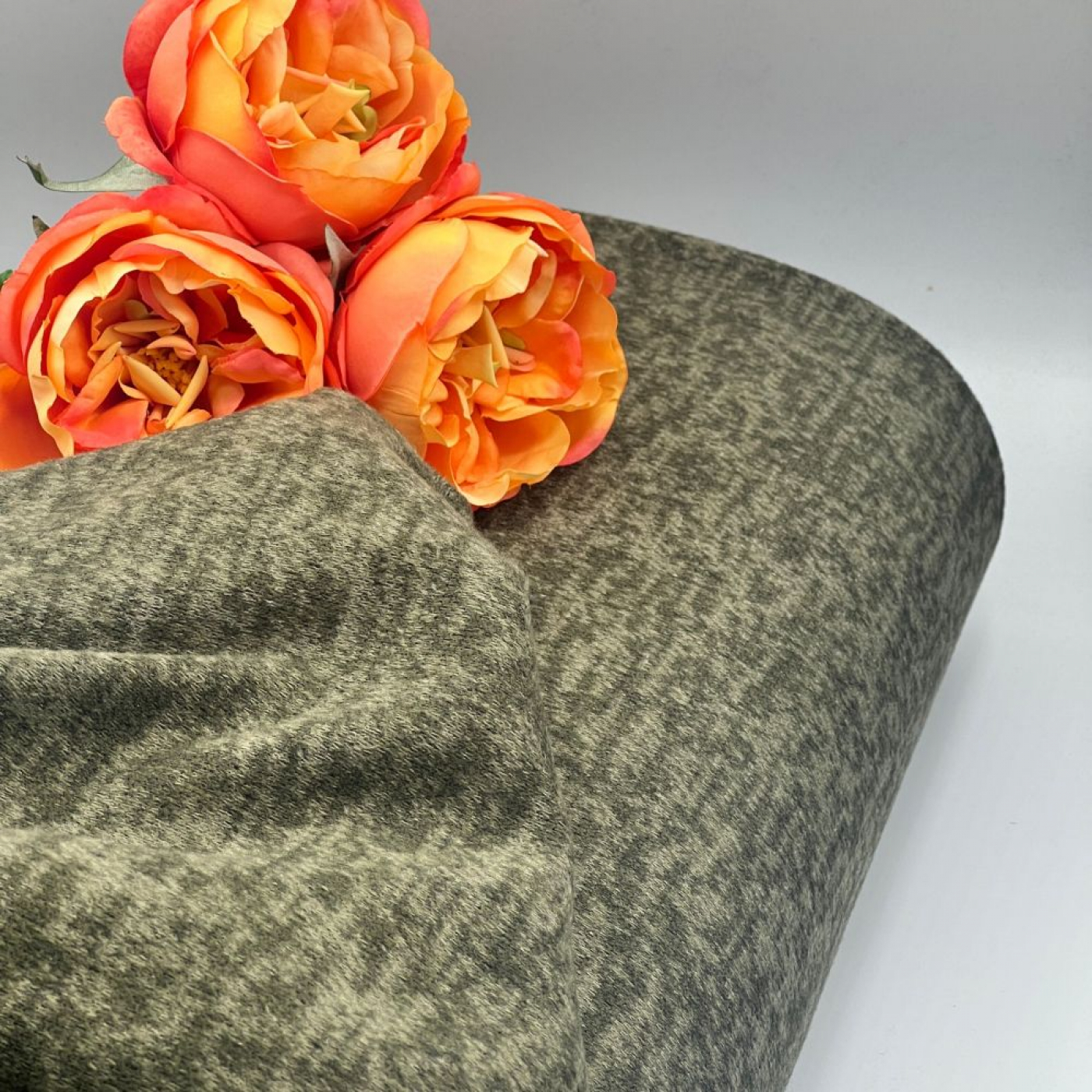 Strickjersey - knaki - meliert